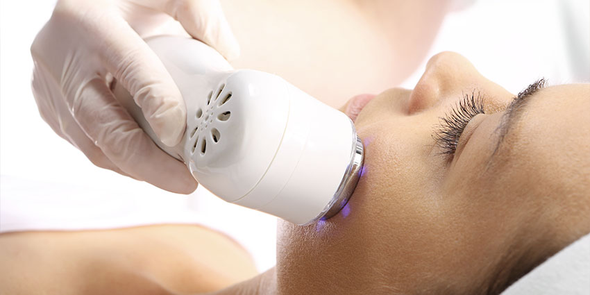 patient receiving Vibration Light Therapy in San Jose, CA